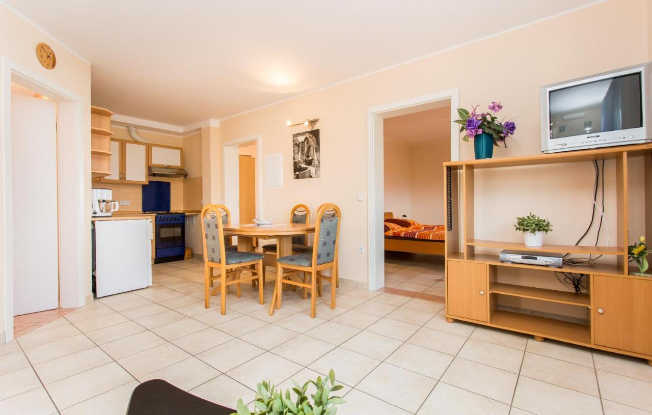 Apartmani Andreas 실로 외부 사진